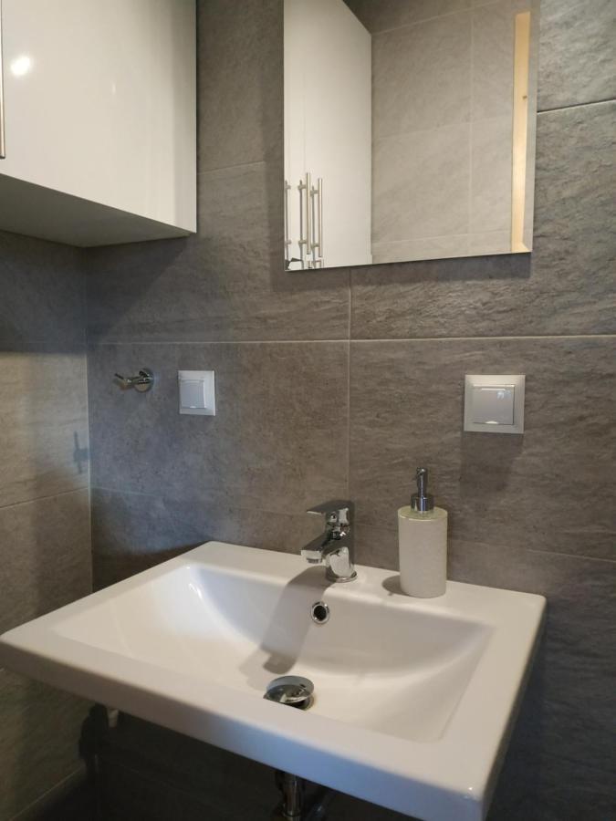 Apartament Pod Kogutkiem Устя-Руське Екстер'єр фото